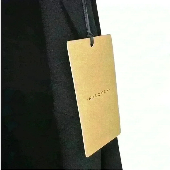 HALOGEN CUTE BLACK SIMPLE CAMI - Picture 2 of 5